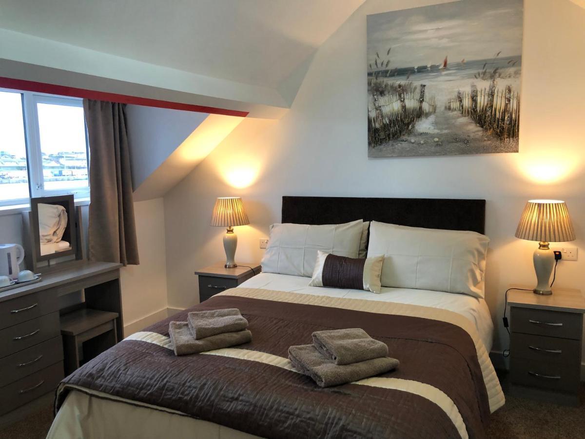 Hotel The Haven à Holyhead Extérieur photo