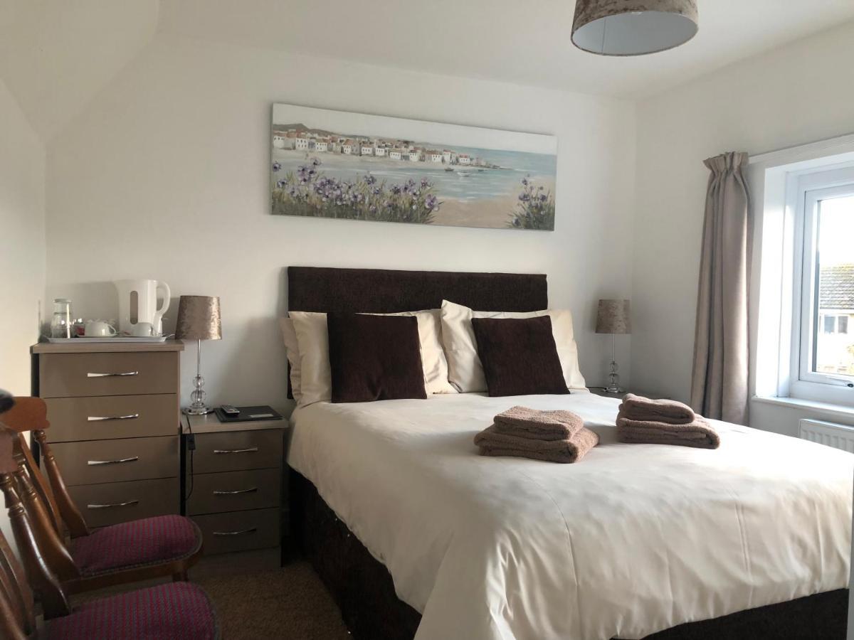 Hotel The Haven à Holyhead Extérieur photo