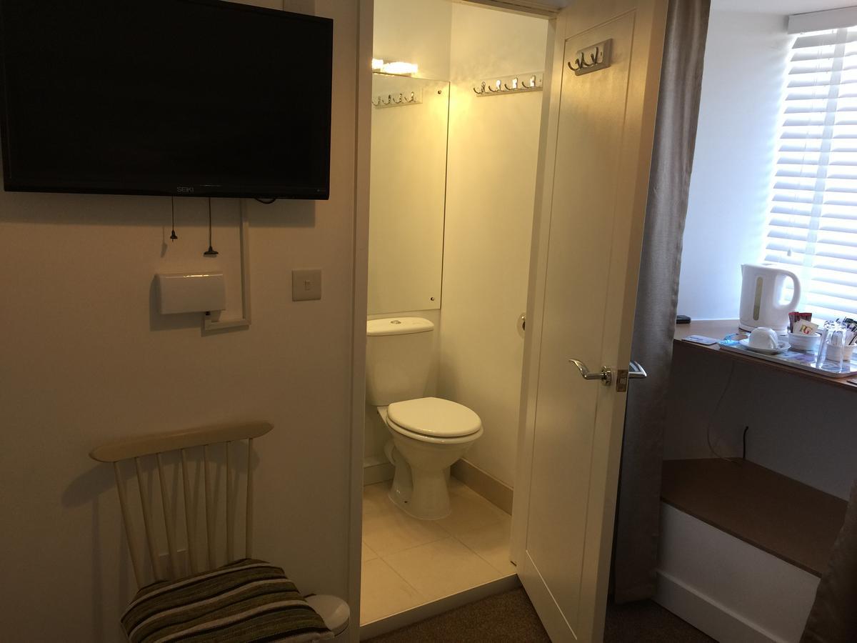 Hotel The Haven à Holyhead Extérieur photo