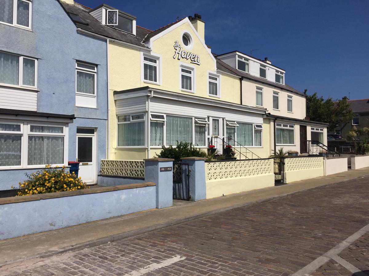 Hotel The Haven à Holyhead Extérieur photo